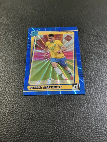 2021 Donruss Road to Qatar Gabriel Martinelli Rookie Blue Laser /49 Brazil CBF