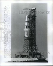 1973 Press Photo Saturn 1B Rocket Fueling, Ready to Launch Skylab Space Station