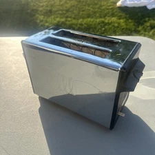 VTG Toastmaster 2 Slice Chrome Toaster Model B700B Tested & Works Retro Mirror