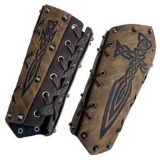 2pcs Exquisite Medieval-Style Embossed PU Leather Knight Arm Guards - Retro Warr