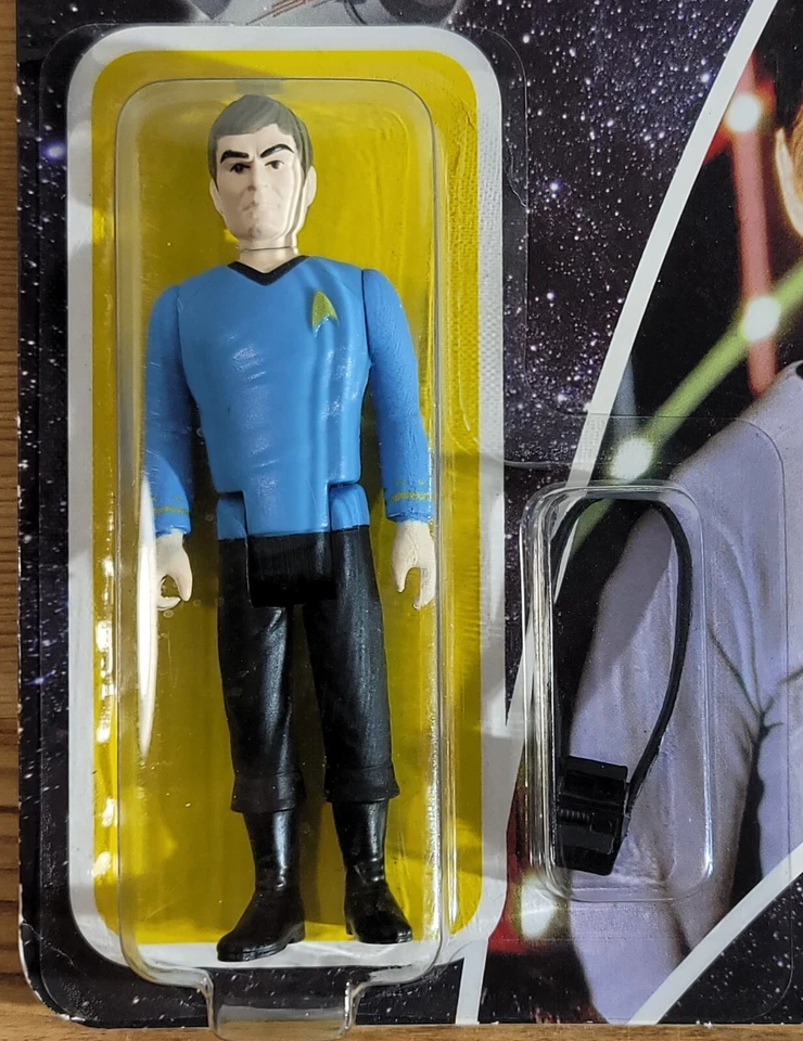 Figura de acción Funko ReAction 2015 Dr. McCoy 3-3/4 pulgadas totalmente posable *SELLADA* Foto 3 de 4