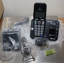 Panasonic KXTGE260 DECT 6.0 Digital Cordless Phone Answering System KX-TGE260 