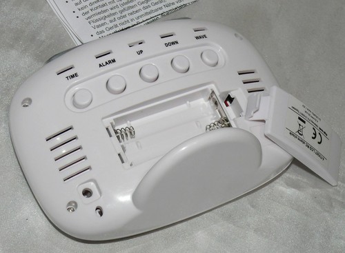 4-TV207 Digital Funkwecker Temperatur DCF Funkuhr Datum Wochentag LED Blau Weiß - Bild 10 von 10