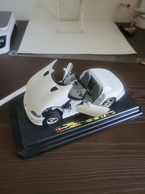 Burago Dodge Viper RT10 1992  1:24 Scale DAMAGED BOX PLEASE READ DESCRIPTION 