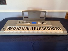 Yamaha YPG-235 76-Key Electronic Keyboard