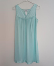 VANITY FAIR WOMEN'S NIGHTGOWN AQUA EMBROIDERY FLOWER NECKLINE SLEEVELESS SIZE S