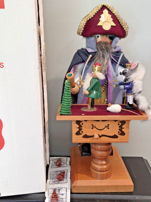 Steinbach Herr Drosselmeyer Smoker-Unused/ Musical Box Nutcracker Ballet in BOX