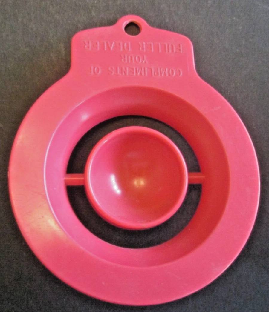 VTG Fuller Dealer Plastic Egg Yolk Strainer Separator Red Kitchen Utensil Ad
Opens in a new window o
