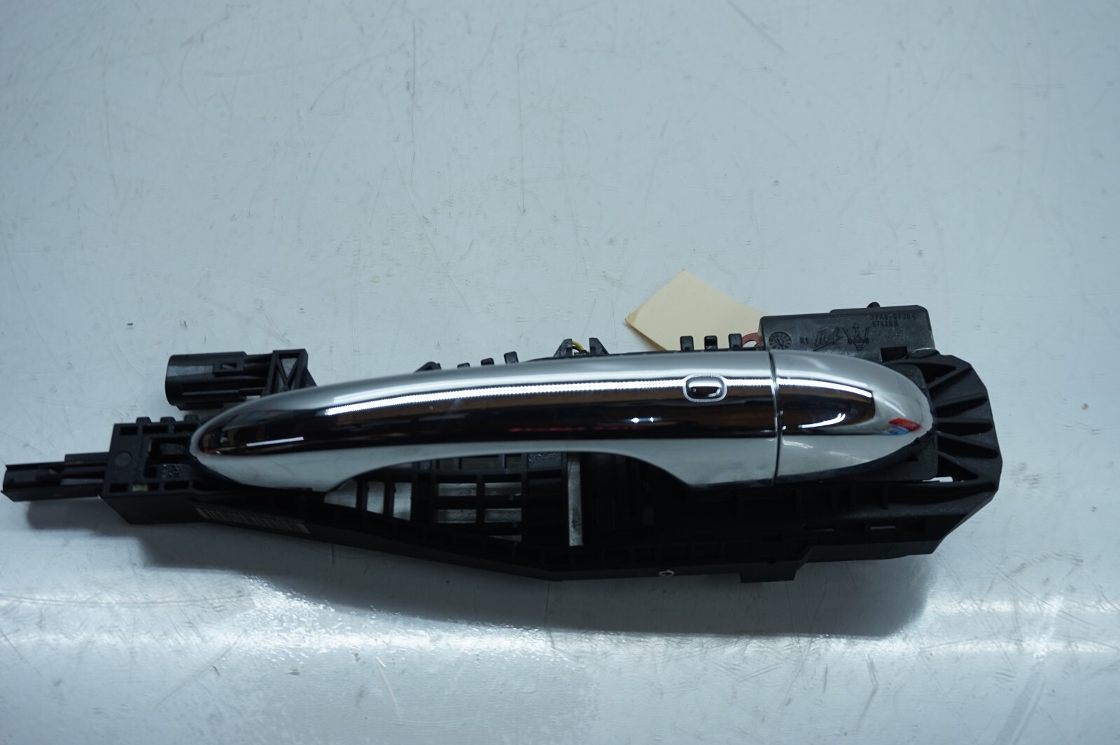 2014-2019 Maserati Ghibli OEM Right Front Door Exterior Handle 68194120AB