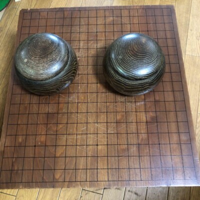 Go Board Japanese Vintage with 4 legs Igo goban Height 23cm