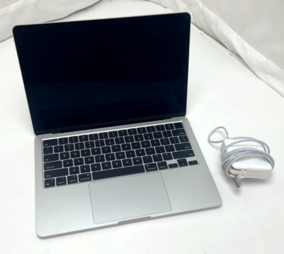 Apple MacBook Air 2022 13 Inch 3.49 GHz Apple M2 8-Core 2TB SSD 