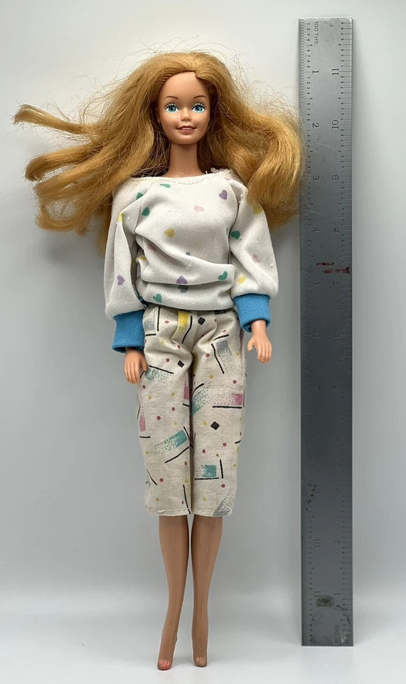 Muñecas Barbies Vintage Mattel Lote De 6 Con Ropa Ken Y Bonitas Damas Juguetes Foto 4 de 4