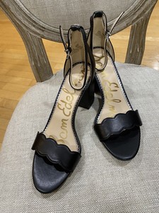sam edelman scalloped heels