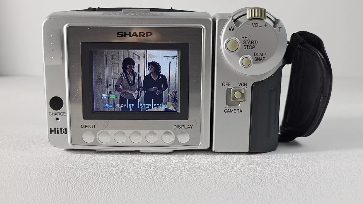 Sharp Viewcam VL-AH150 Hi8 Video Camcorder 400x 270 Rotating Video