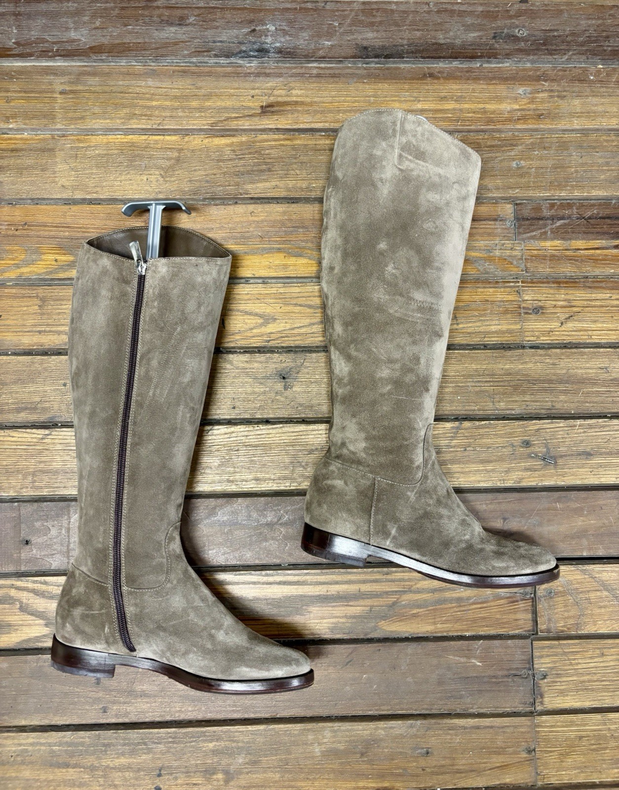 Stivali Miu Miu da donna al ginocchio scamosciato grigio zip Made in Italy EU 36