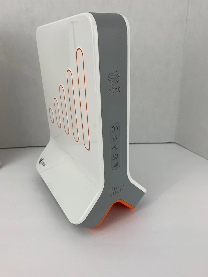 CISCO AT&T 3G MicroCell  Signal Boosters Pre-Owned. - Image 2 of 4