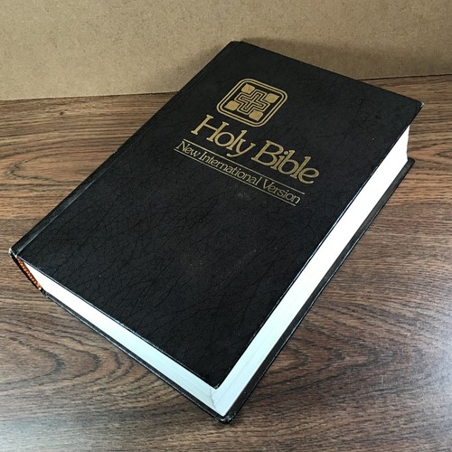 HOLY BIBLE NIV Hardcover 9" L X 6" W X 2" D Ex Libris 1978 Color Maps 1635 Pages - Imagen 5 de 24