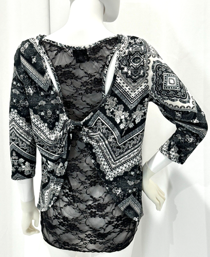 Rue 21 Shirt Womens Medium Black White Paisley Floral 3/4 Sleeve Lace Back Top