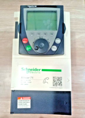 1PC Schneider ATV71H037M3 Variable speed drive ATV71- 37kW-0.5HP-240V-EMC filter