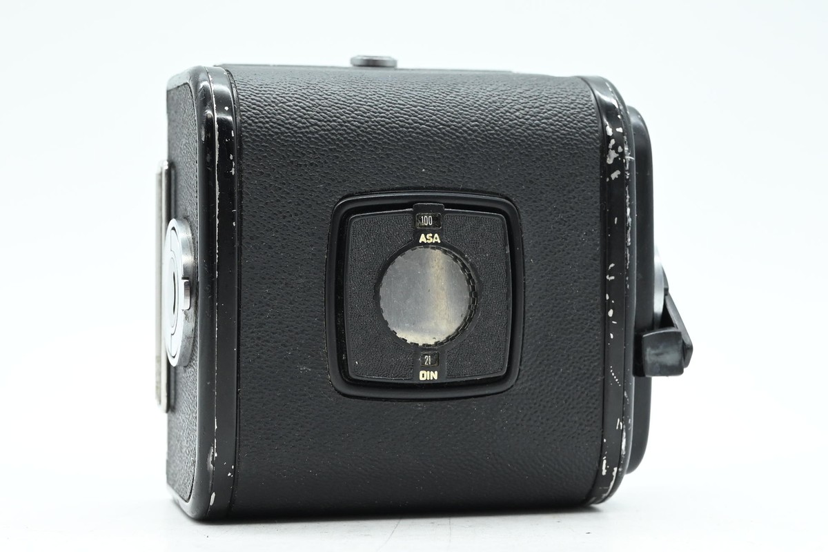 Hasselblad A24 V-Button Roll Film Back Black #973 | eBay