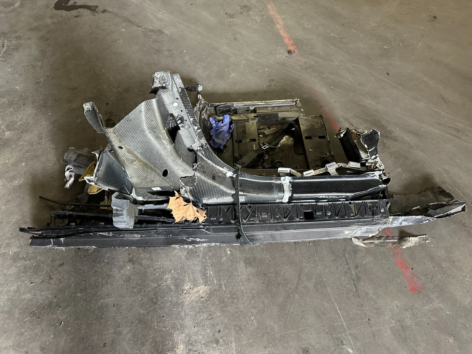 2017-2023 AUDI R8 PASSENGER FLOOR PAN B PILLAR CARBON STRUCTURE SECTION