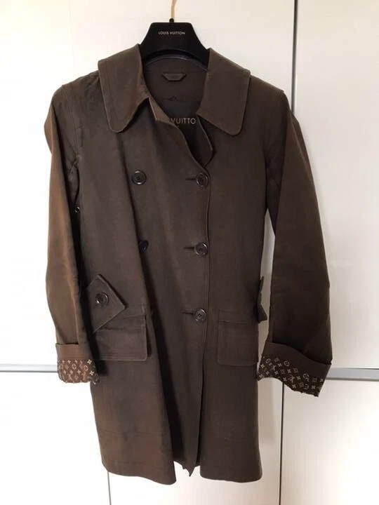 LOUIS VUITTON（LV） Autentico trench Louis Vuitton Monogram Macintosh donna grigio usatoa ta