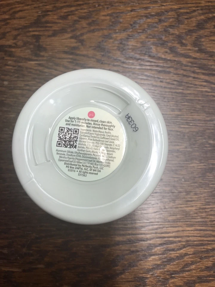 Perfectly Posh ~ ¡TÚ SHAM-ROCK! ~ Máscara corporal como nueva ~ NUEVO SELLO ~ Exclusiva Foto 2 de 2