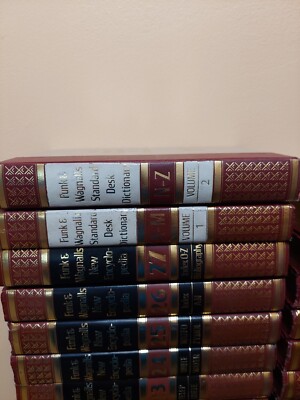 79 ナック　　79年　発売月→4,5,8,9月　の4冊セット 1979 Funk & Wagnalls New Encyclopedia Complete Collector Set