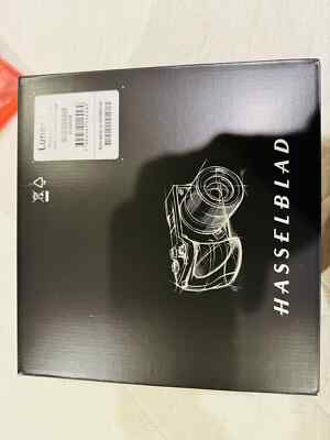 SUPER RARE HASSELBLAD LUNAR LIMITED POLISHED CHROME Digital Camera NEW BOXED