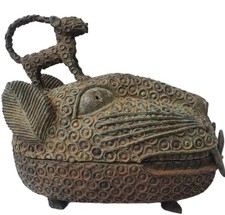 Stunning, Rare Benin Bronze Container with Standing Leopard. Superb. Nigeria.
