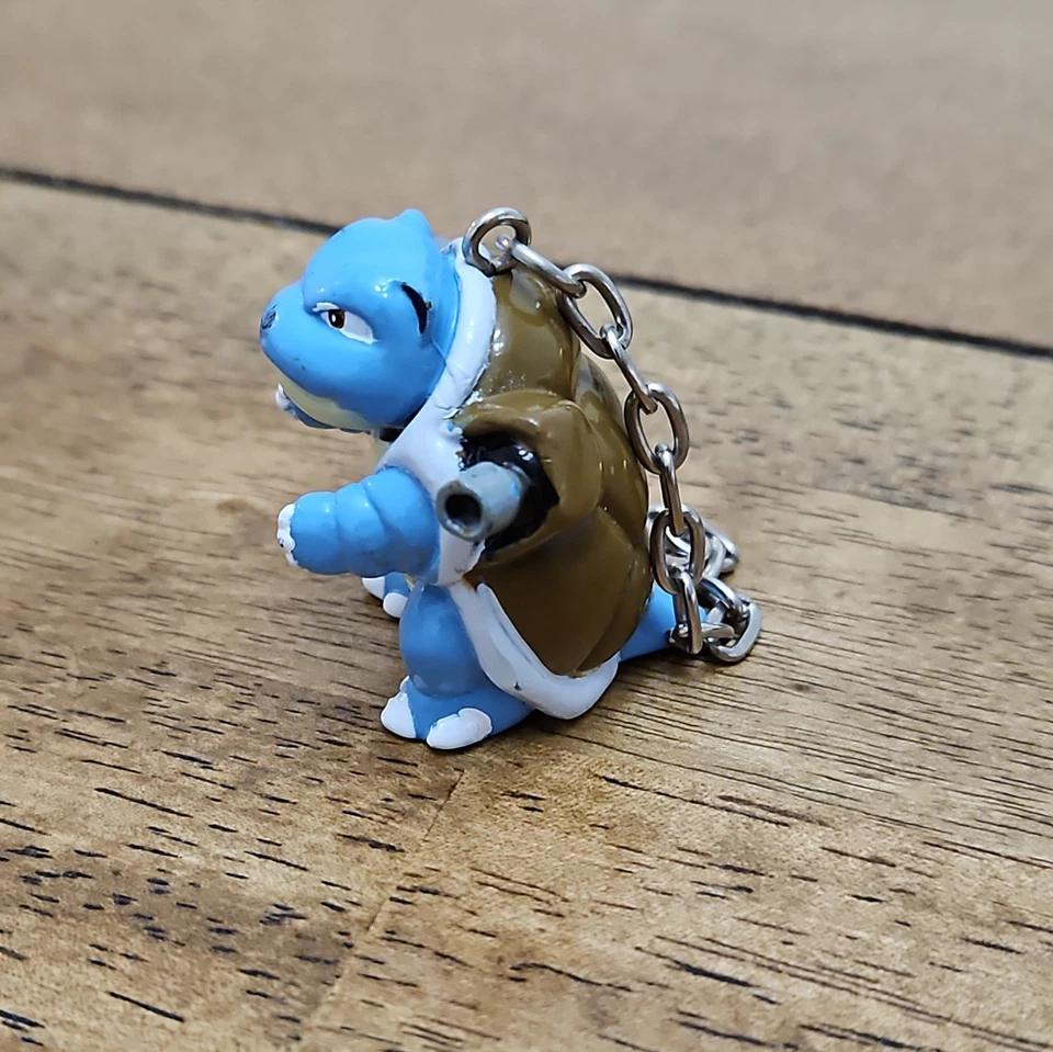 1999 Basic Fun - Blastoise - end of Keychain is missing - Image 4 of 4