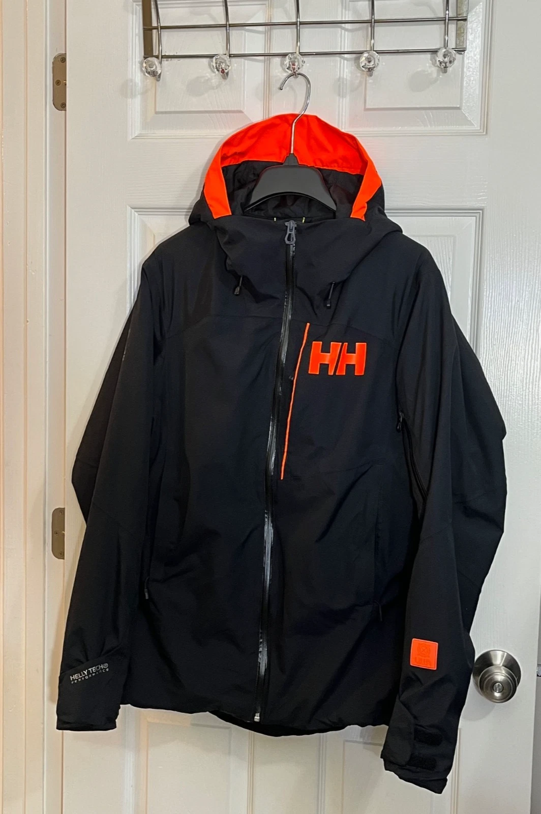 Helly Hansen ULLR Ski Jacket Mens L Black Waterproof RECCO Pro Shell Hooded
Opens in a new window or