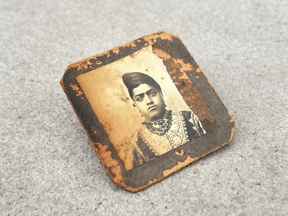 RARE OLD VINTAGE ORIGINAL BLACK AND WHITE RAJA DEEN DAYAL CHILDHOOD PHOTOGRAPH - Image 3 of 4