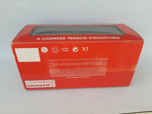 1/43 o scale solido 1940 Dodge tow & tanker all red Texaco set truck pick up - Picture 3 of 7