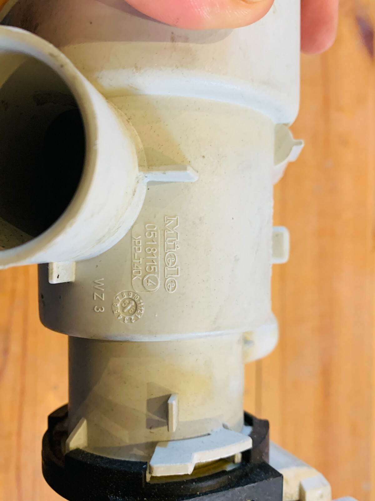 Miele Dishwasher Drain Pump Part 05053800 BE 30 B5038 WITH HOUSING