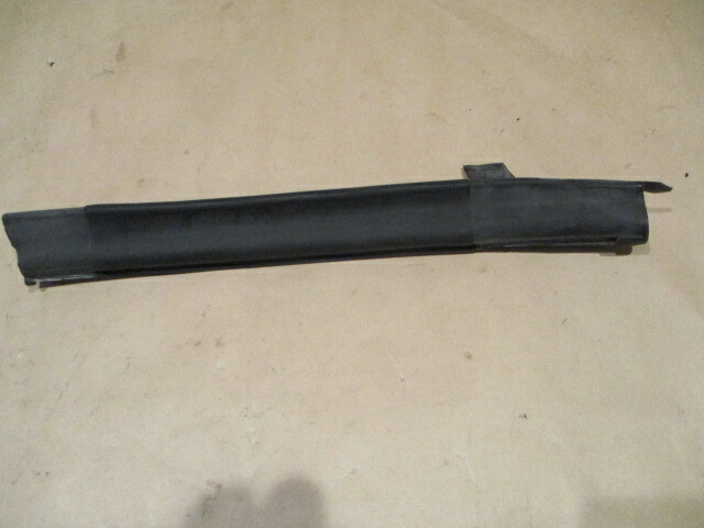 Ferrari 348, 355 Spider - RH Front Roof Rubber/Gasket - P/N 63633000