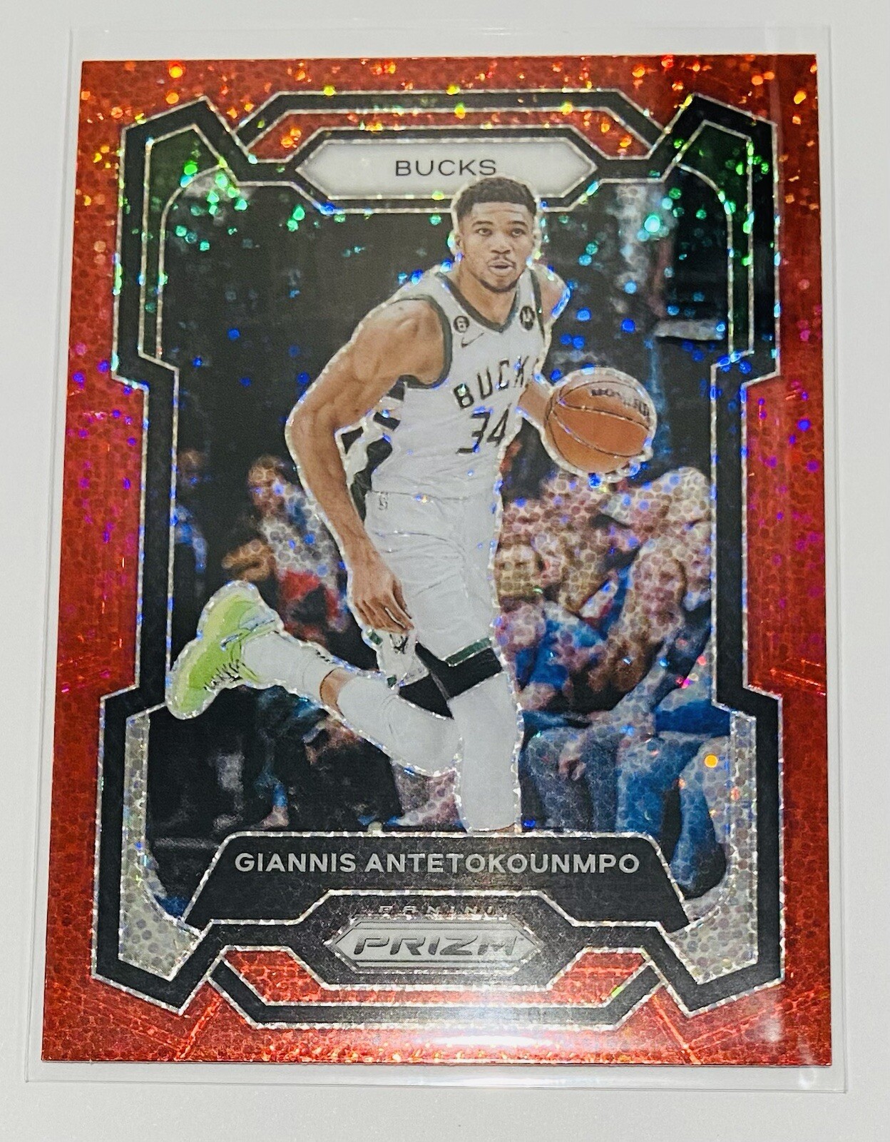 2023-24 Panini Prizm Red Sparkle Prizm Giannis Antetokounmpo #103 SP NBA Bucks