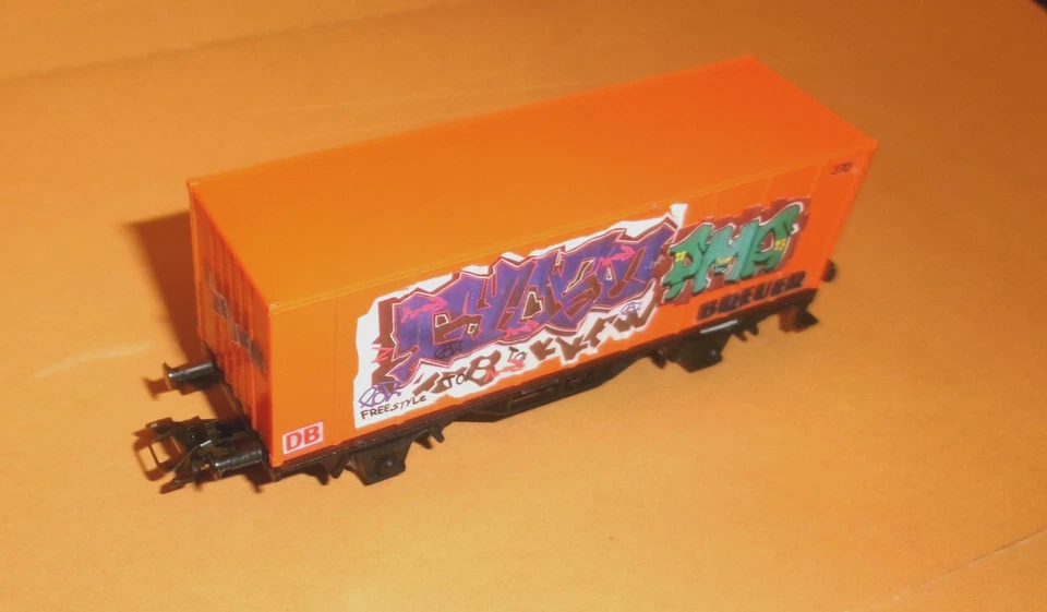 TRENINO ELETTRICO COMPLETO - REGALO NATALIZIO - TRENO MERCI + CIRCUITO - NUOVO - Immagine 4 di 4