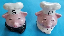 CLAY ART CHEF PIGS MINI CERAMIC SALT & PEPPER SHAKERS - 1-3/4" in. -GOOD COND!