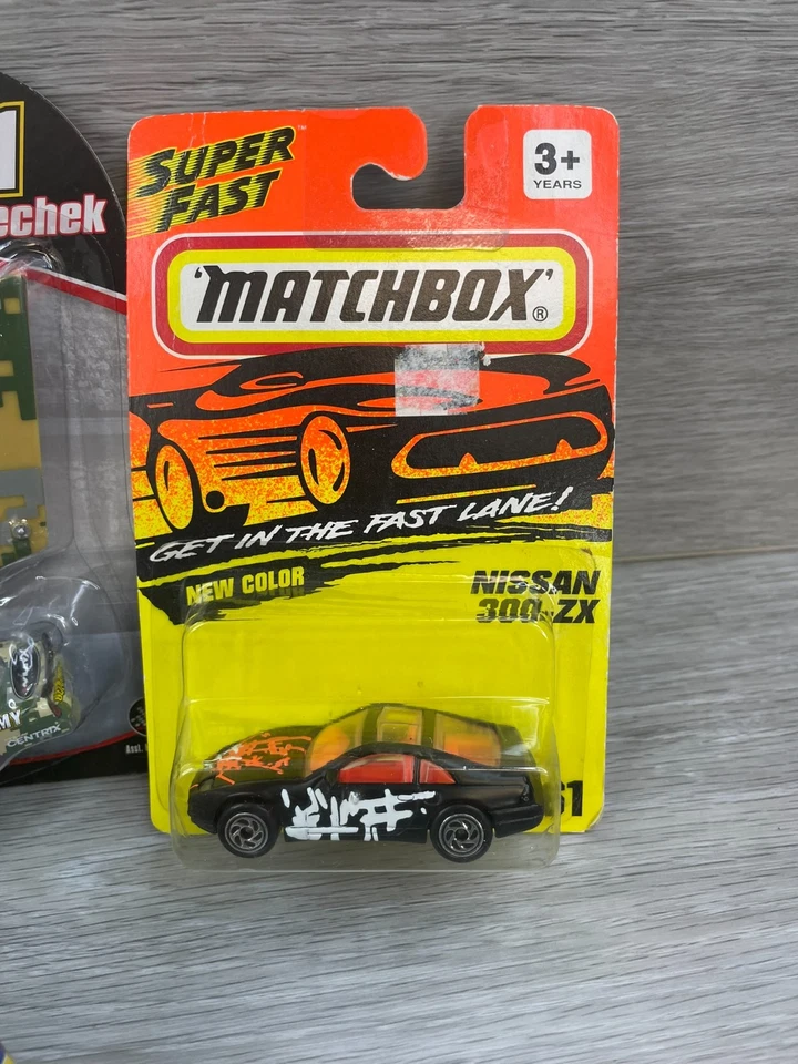 Лот из 4 гоночных чемпионов Nascar Milkhouse сыр 1:64 R. Wallace #2 литой автомобиль - Изображение 2 из 4