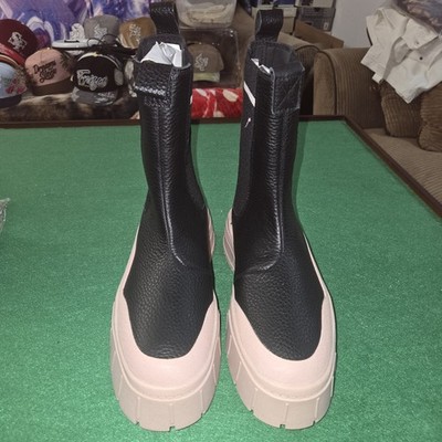 PUMA Mayze Stack Round Toe Platform Chelsea Size 10.5 Womens Black Casual Boots 