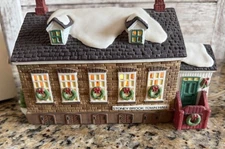 Dept 56 New England Village Stoney Brook Town Hall 1992 Collectible #5644-8