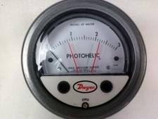 Dwyer 3003MR Photohelic Gauge 0 to 3 inch, Used