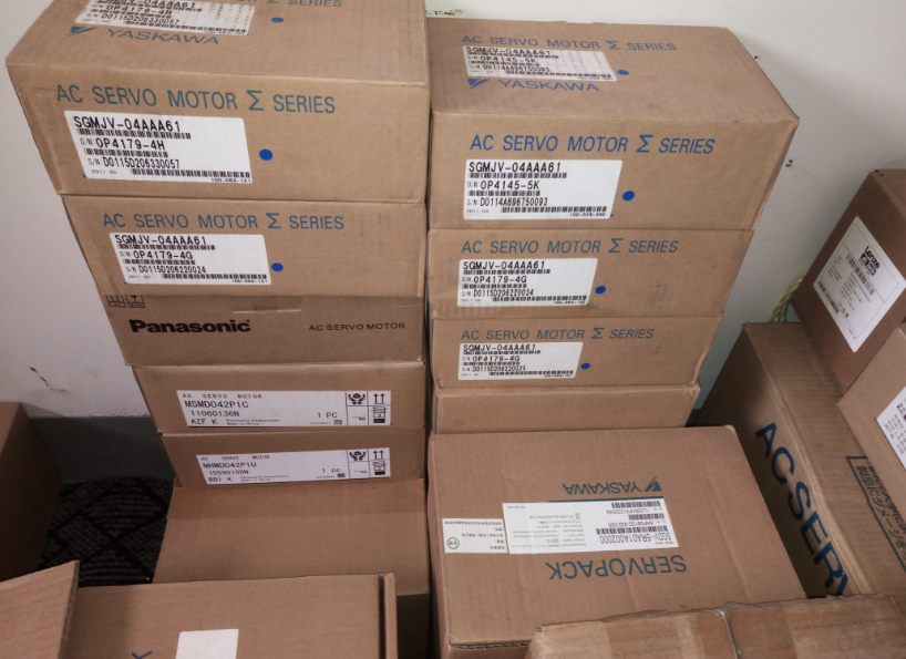 1PC YASKAWA SGMGH-12ACB6B AC SERVO MOTOR SGMGH12ACB6B New 1PC YASKAWA SGMGH-12ACB6B AC SERVO MOTOR SGMGH12ACB6B New