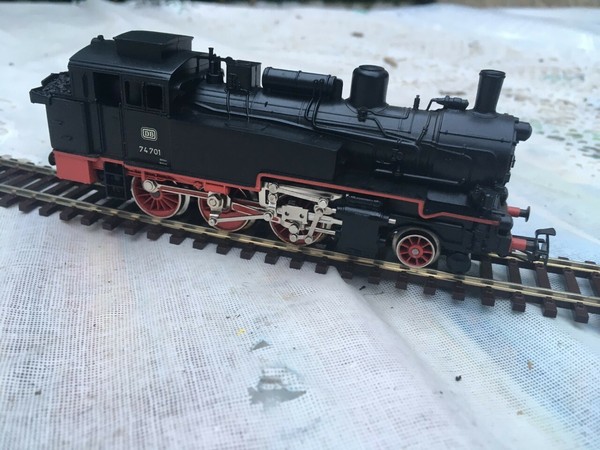 MARKLIN 3095. Locomotora DB serie 74. Época III. SIN CAJA