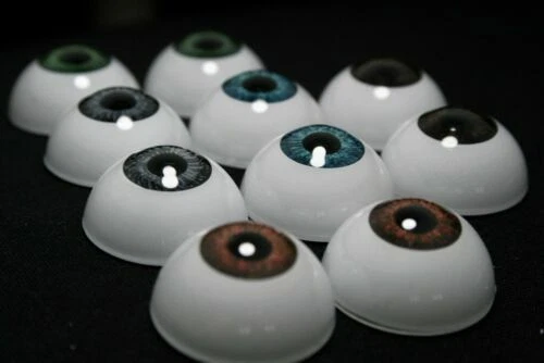 Puppen-Augen aus Kunststoff