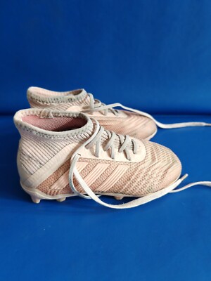 Adidas predator FG UK Size 10 Kids Peach/pink Rare Colour