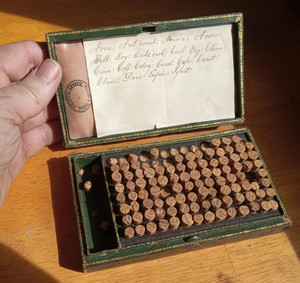 1860 RARE HOMEOPATHIC MEDICINE DOCTOR BOXED SET 109 BLOWN GLASS BOTTLES W/LABELS