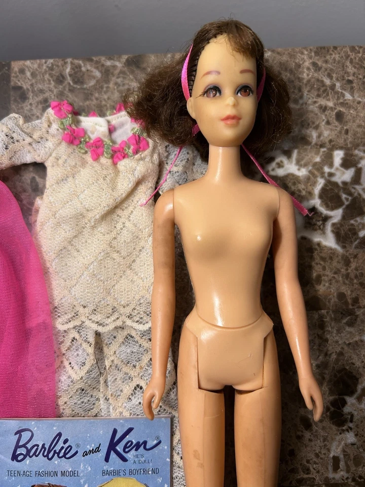 Vintage Barbie Clothes Mod Doll Outfit #1791 The Lace Caper & Doll - Image 2 of 4