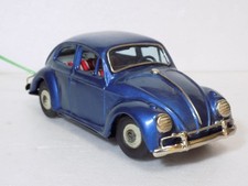 Vintage Tin Car Volkswagen Beetle Blue w/Controller Bandai Made in Japan